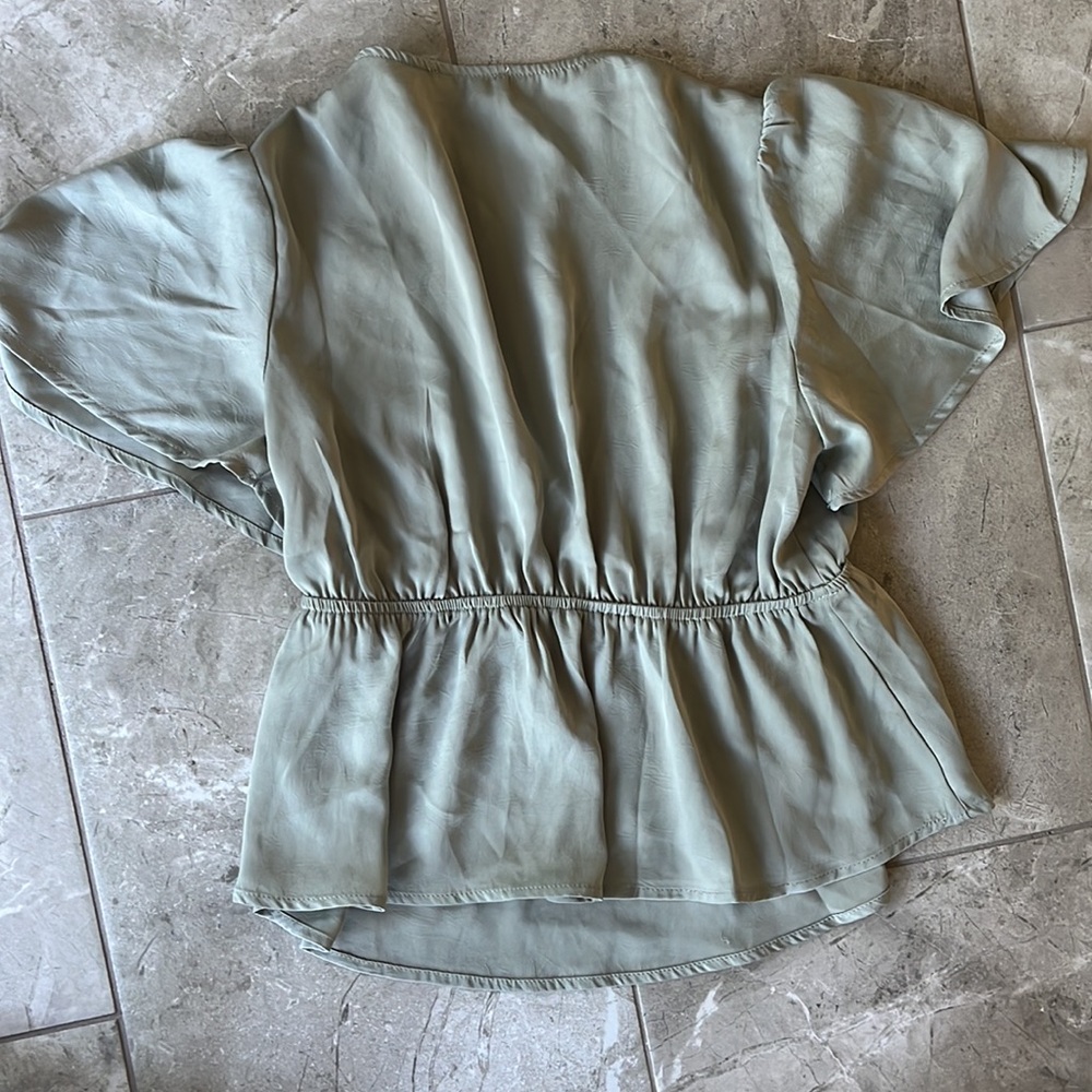 Blouse - Picture 2 of 3